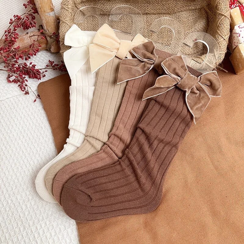 Ribbed Knee Socks With Velvet Bow - Chocolate