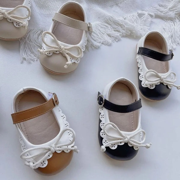 First Walker Scalloped Shoes